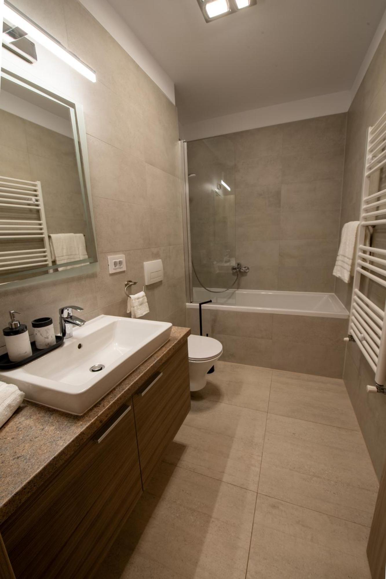 Coresi Vibe 207 Apartment